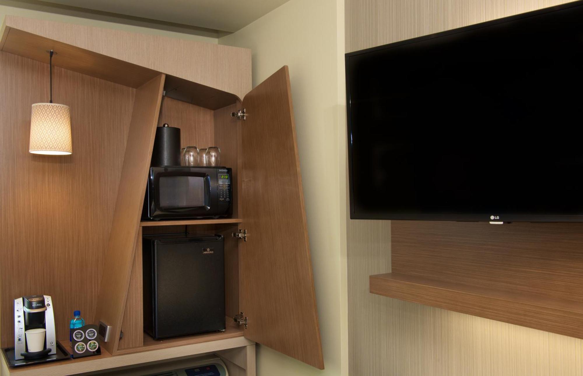 Courtyard By Marriott Seattle Everett Downtown Ngoại thất bức ảnh