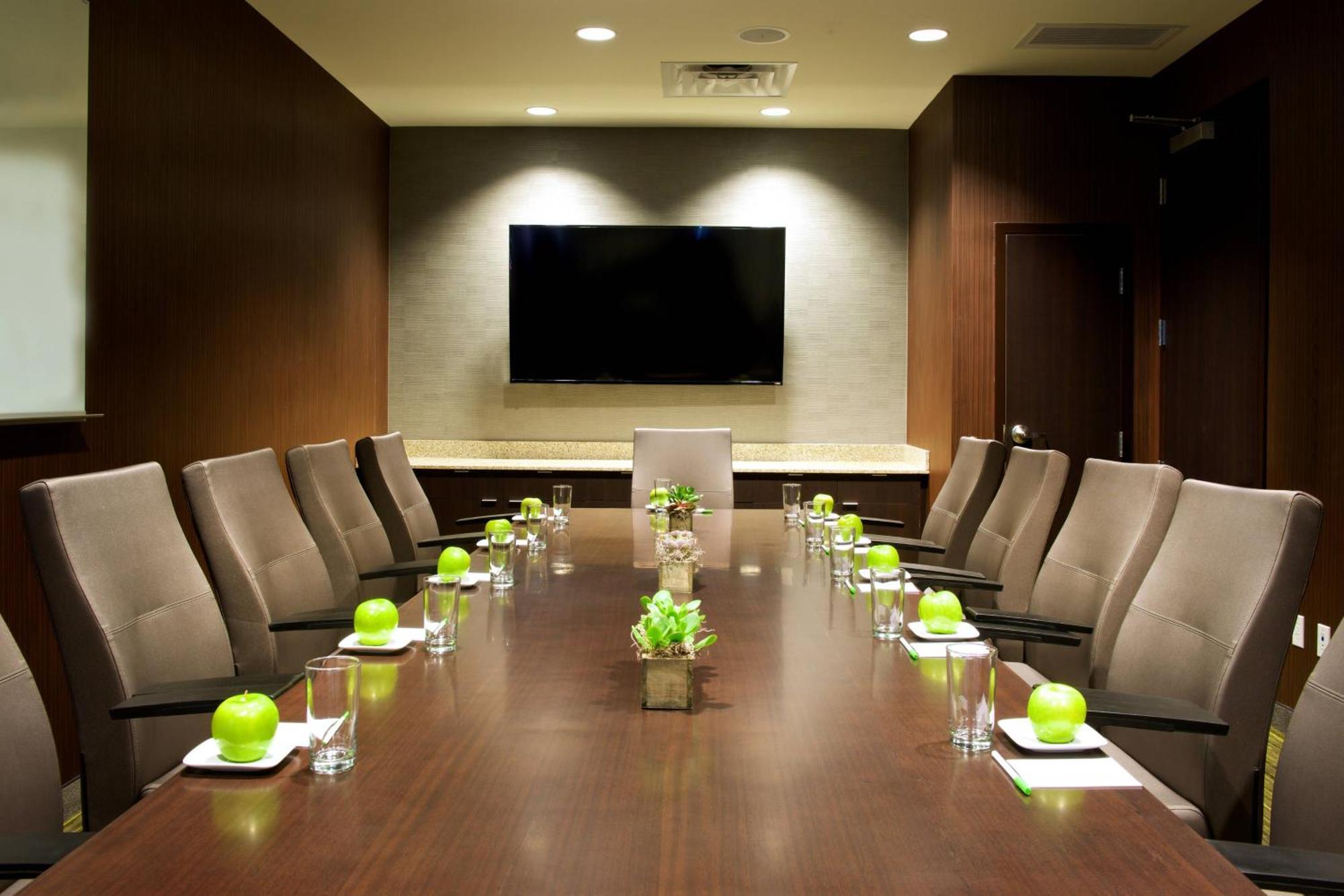 Courtyard By Marriott Seattle Everett Downtown Ngoại thất bức ảnh