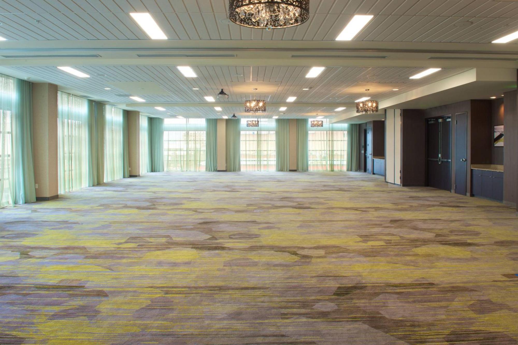 Courtyard By Marriott Seattle Everett Downtown Ngoại thất bức ảnh