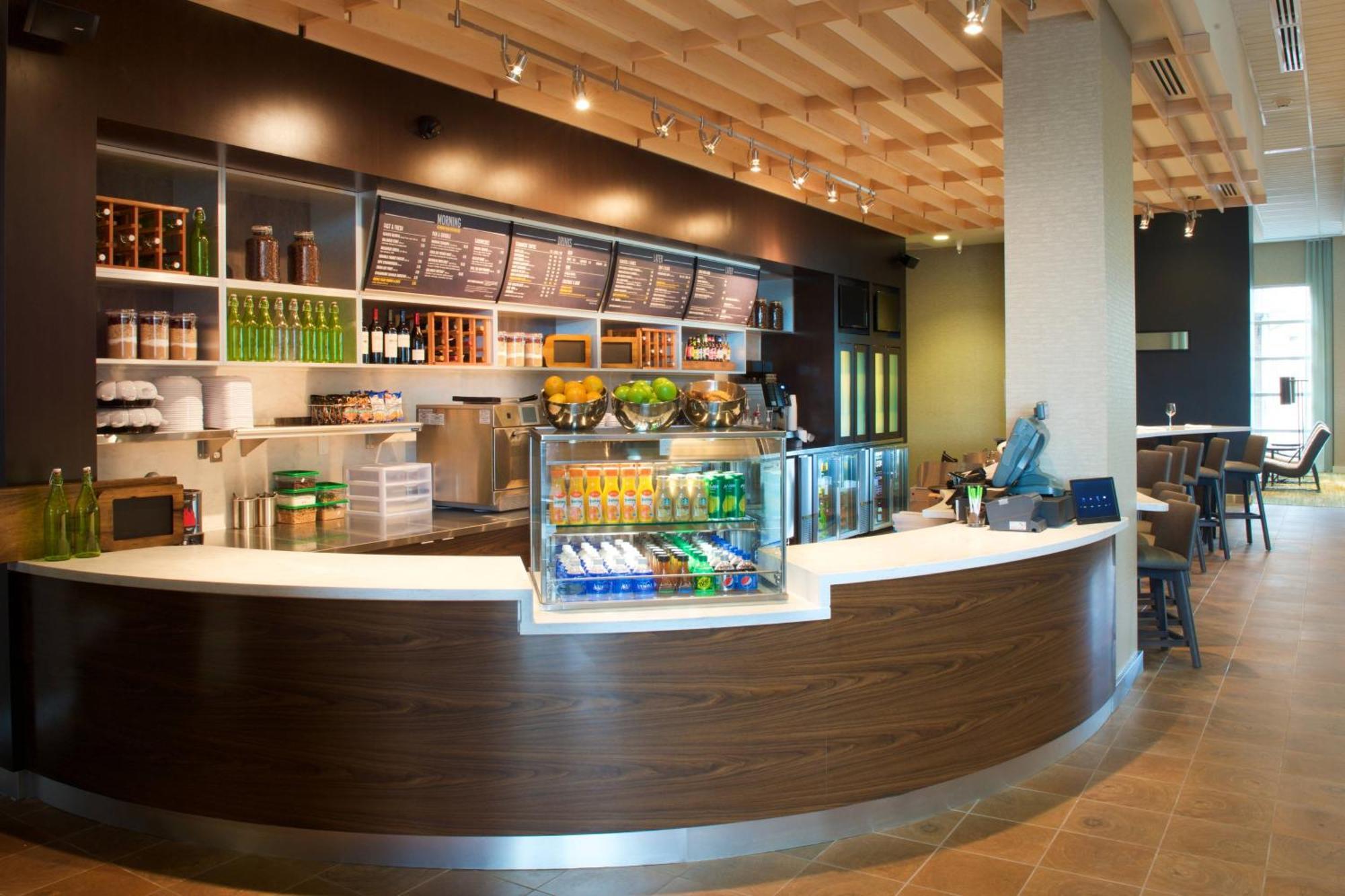 Courtyard By Marriott Seattle Everett Downtown Ngoại thất bức ảnh