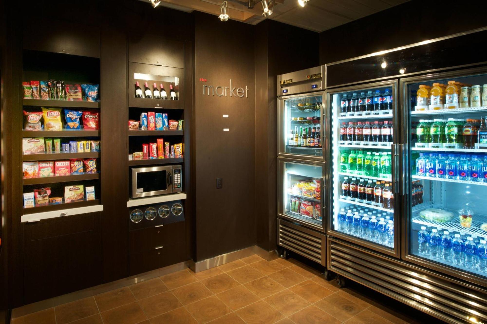 Courtyard By Marriott Seattle Everett Downtown Ngoại thất bức ảnh